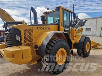 Volvo L 120 F Carregadeiras de rodas