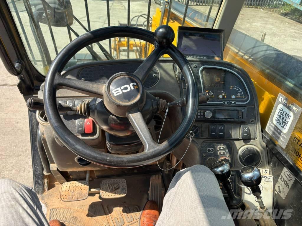JCB 540-140 Manipulador telescópico