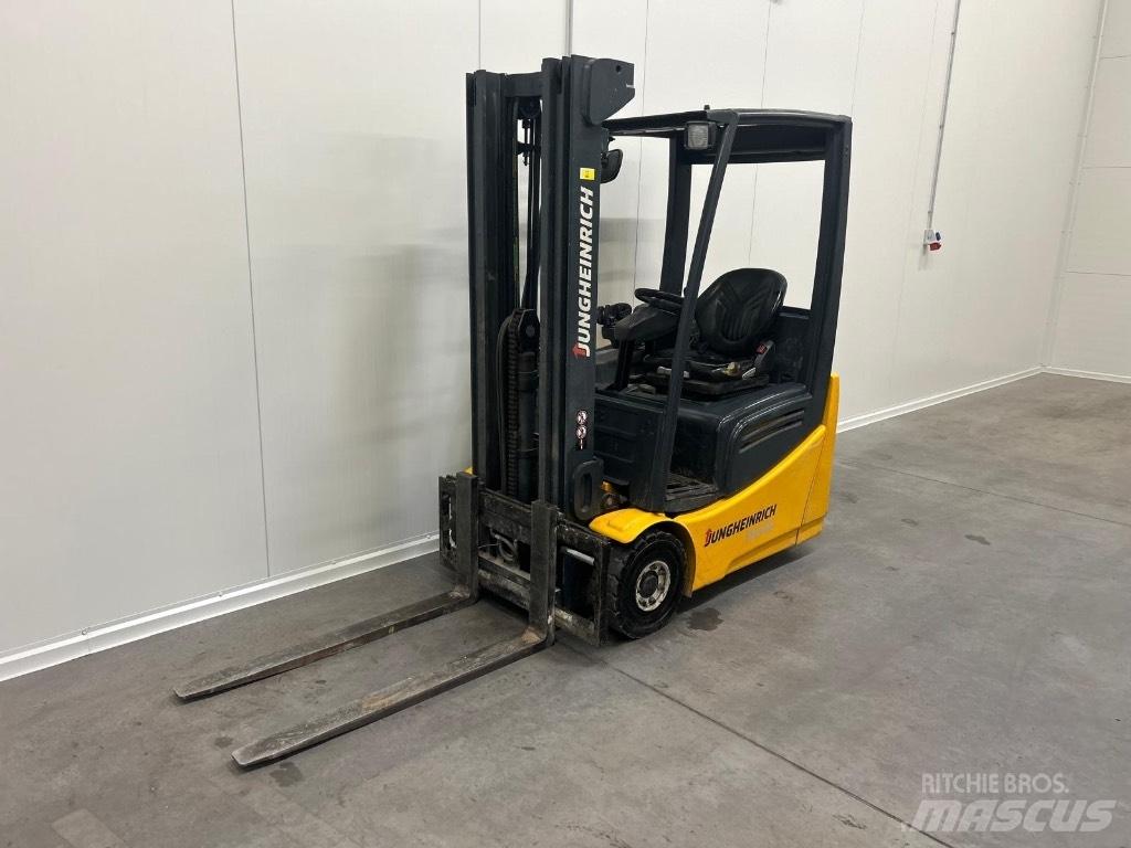 Jungheinrich EFG 215 Empilhadores eléctricos