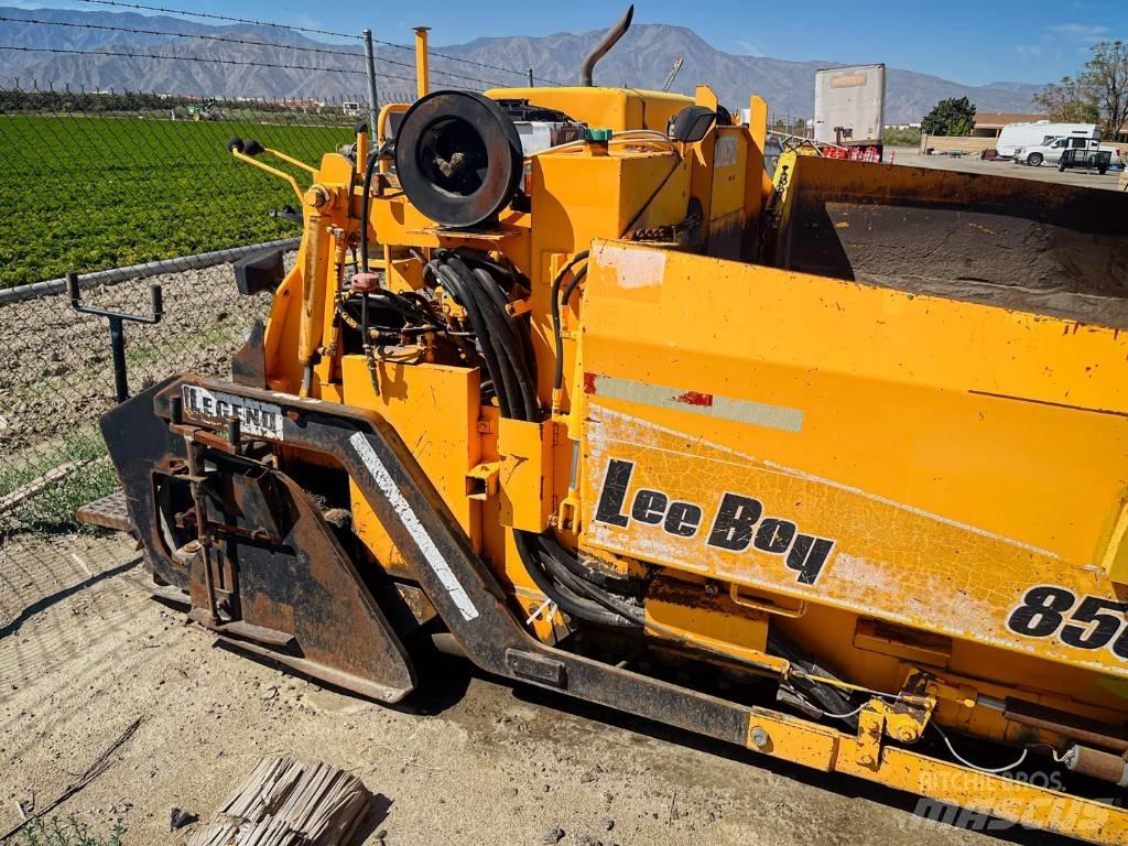 LeeBoy L 8500 Espalhadoras de asfalto