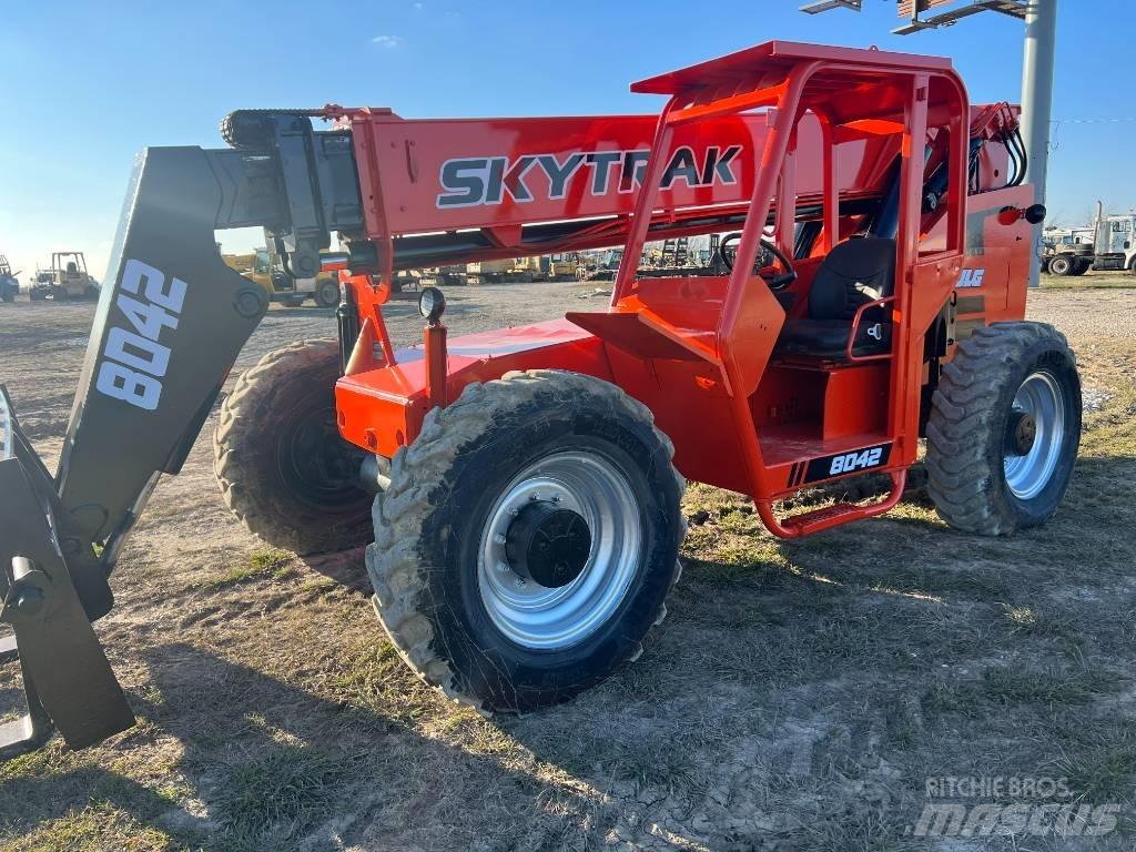 SkyTrak 8042 Manipulador telescópico