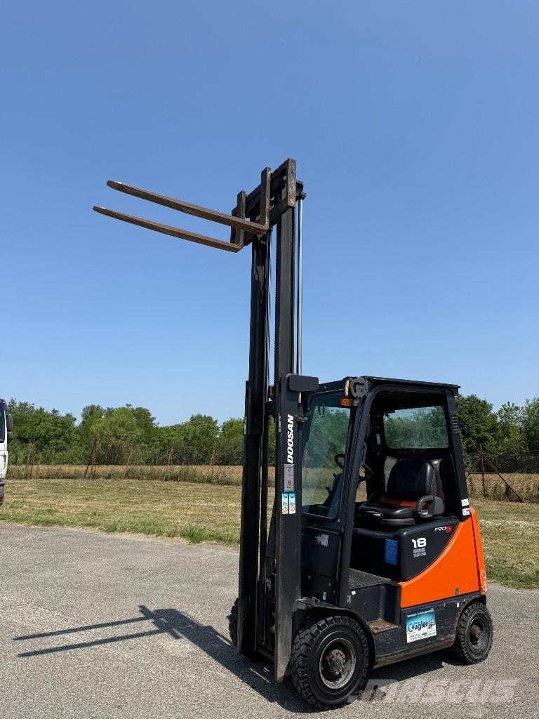 Doosan g185 5 Empilhadores a gás