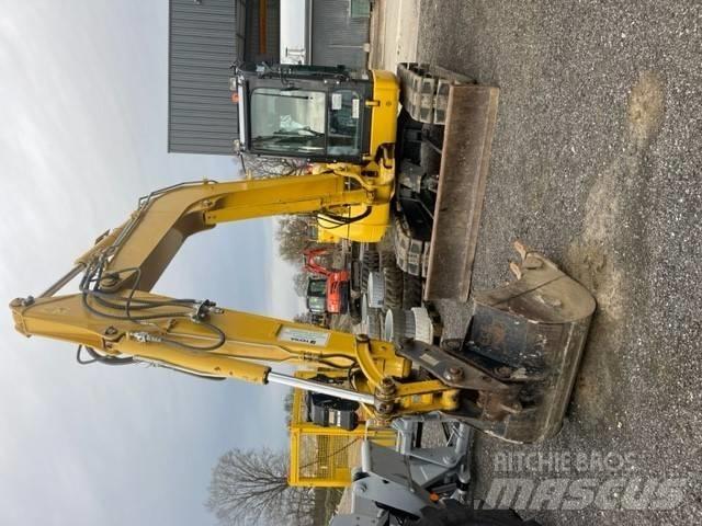 Komatsu PC80MR Manipulador telescópico