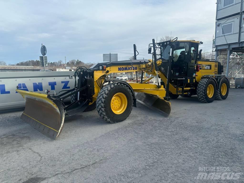 Komatsu GD675-7E0 Motoniveladoras