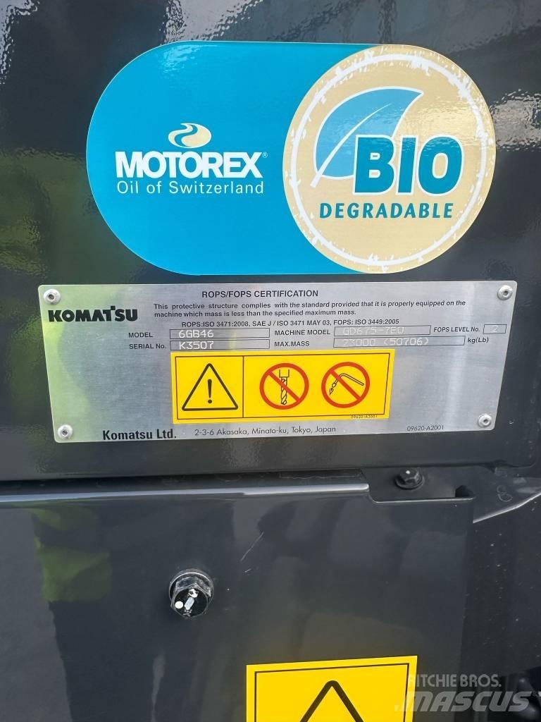 Komatsu GD675-7E0 Motoniveladoras