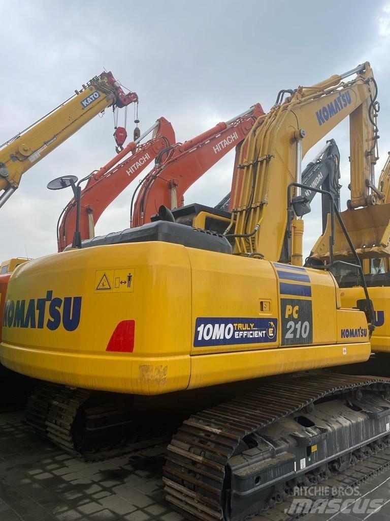 Komatsu PC210-10MO Escavadeiras de esteiras