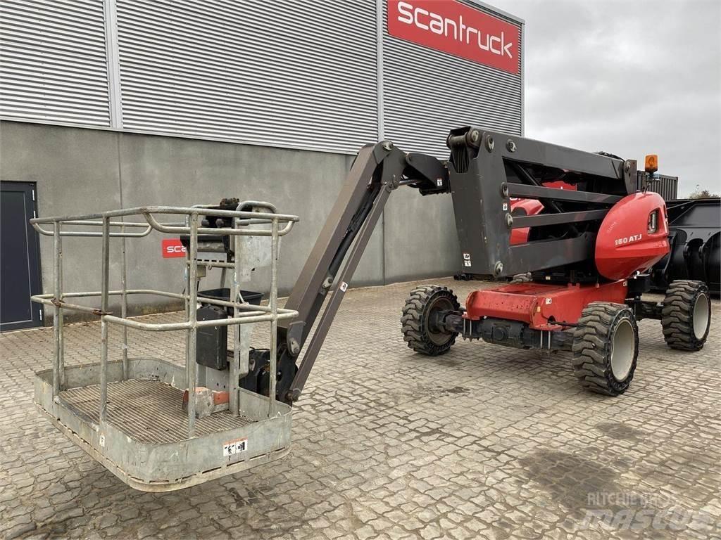 Manitou 160ATJ RC Elevadores braços articulados