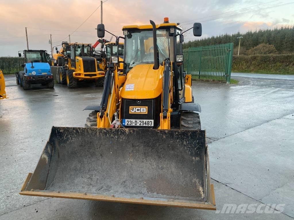 JCB 3CX Compact Retroescavadeiras