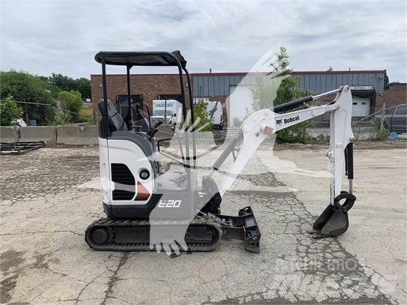 Bobcat E20 Miniescavadeiras