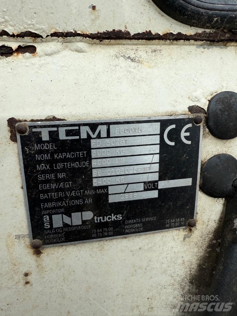 TCM FD 30 Empilhadores Diesel