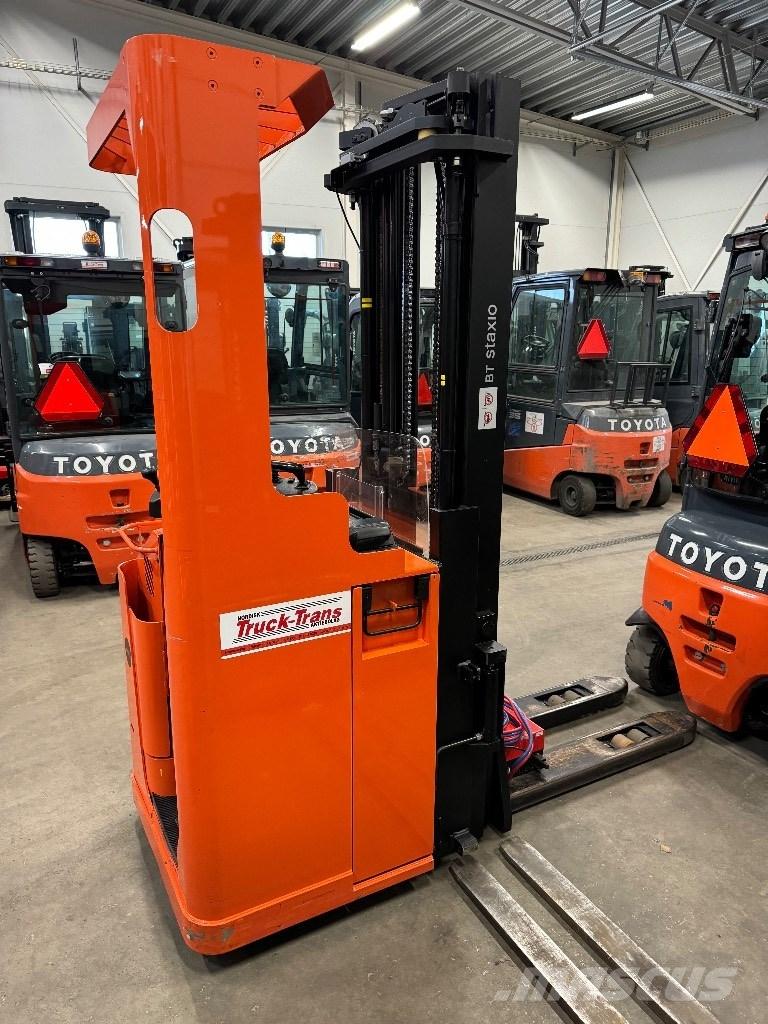 Toyota SSE160L Self propelled stackers