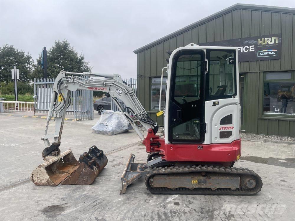 Takeuchi TB 325 R Miniescavadeiras