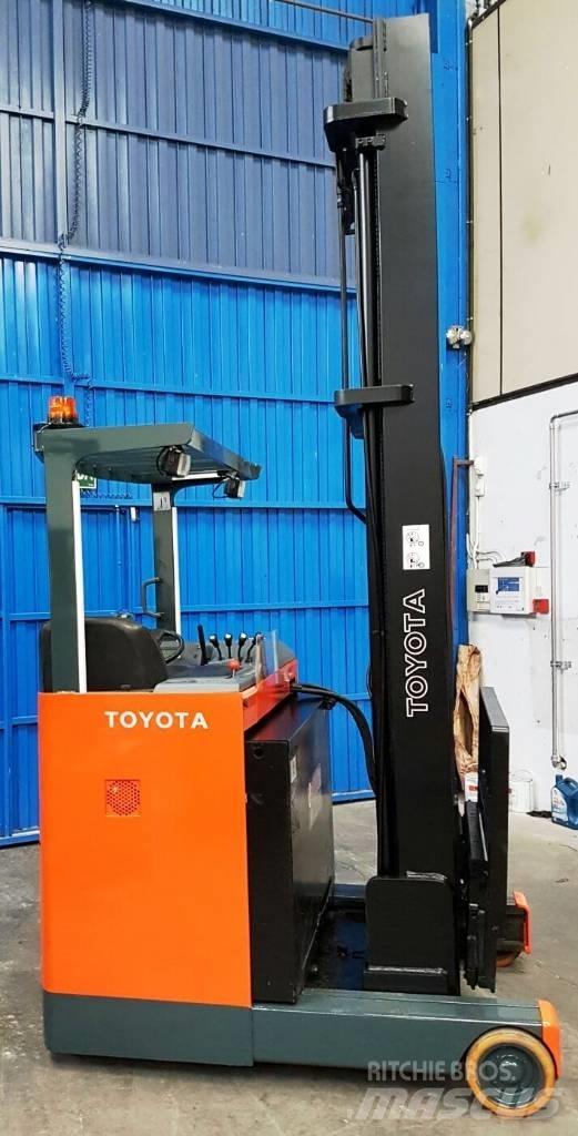 Toyota 6 FBRE 14 Empilhadores Elevadores