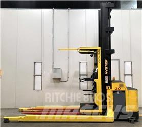 Hyster R30XMF2 Preparadoras de encomendas de alta elevação