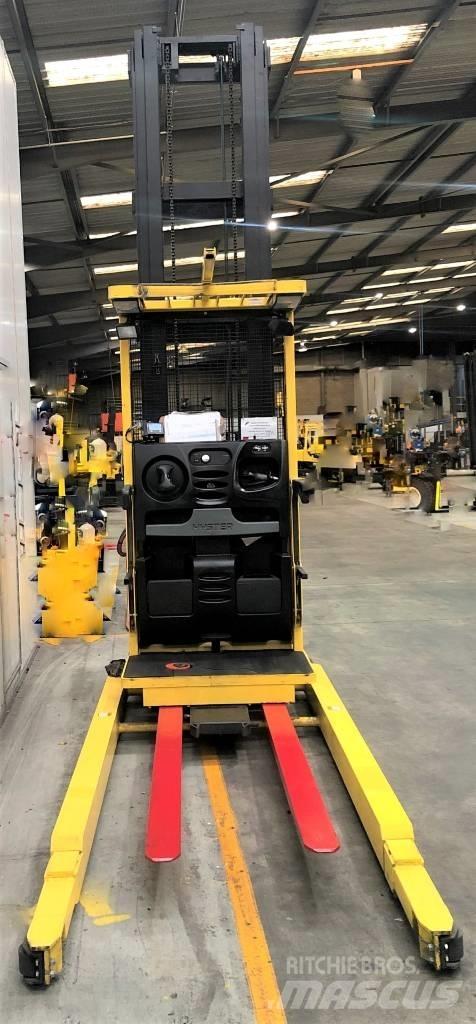 Hyster R30XMF2 Preparadoras de encomendas de alta elevação