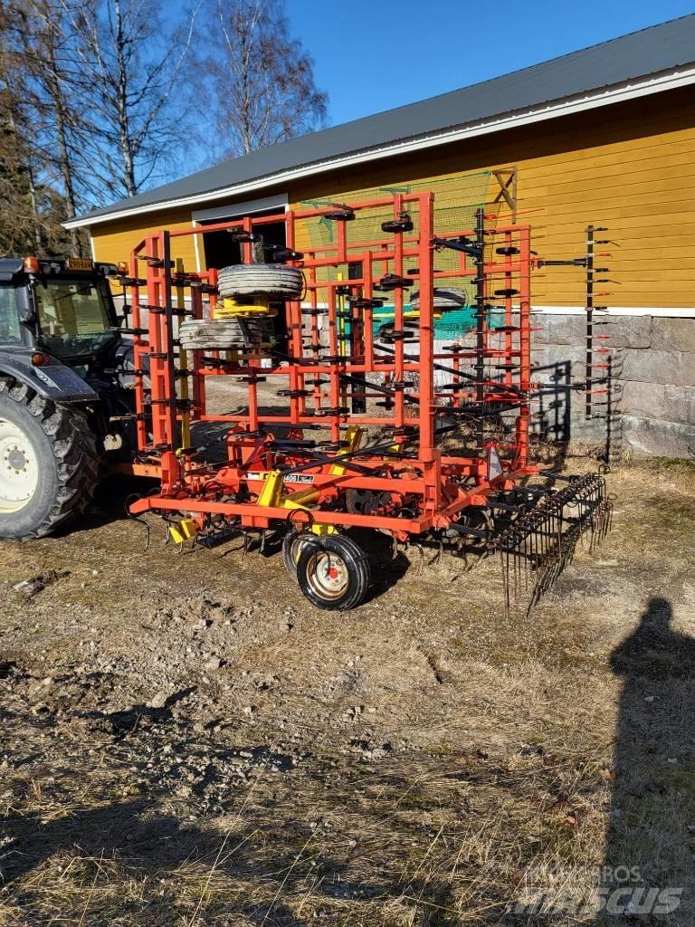 Tume 6406 Grades