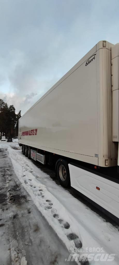 Ekeri T3-R Semi Reboques Isotérmicos