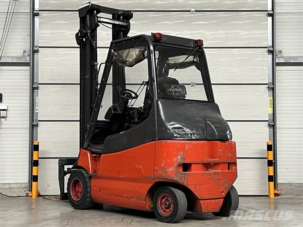 Linde E30 / 03 / 600 Empilhadores eléctricos