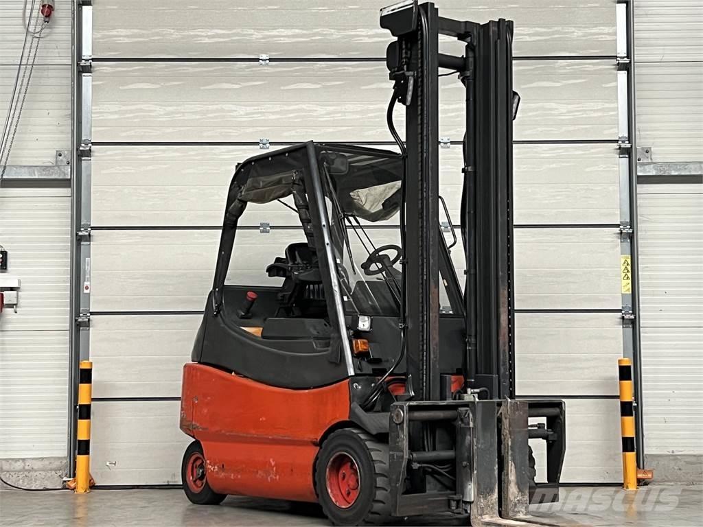 Linde E30 / 03 / 600 Empilhadores eléctricos