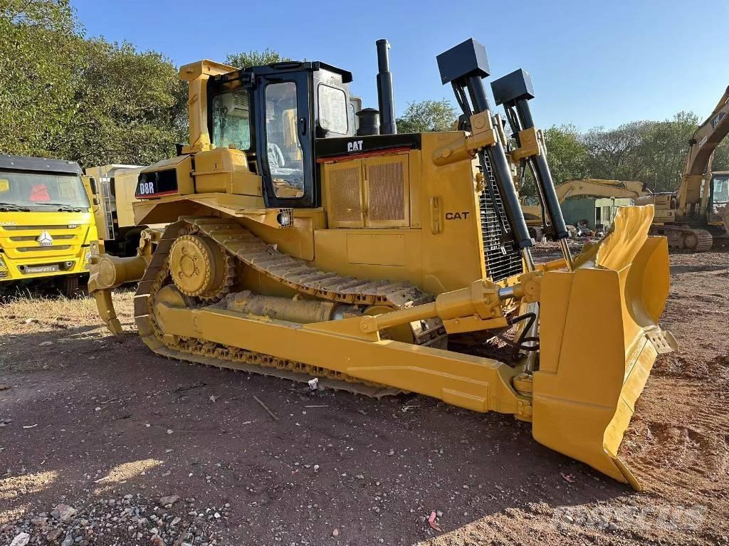 CAT D8R Dozers - Tratores rastos