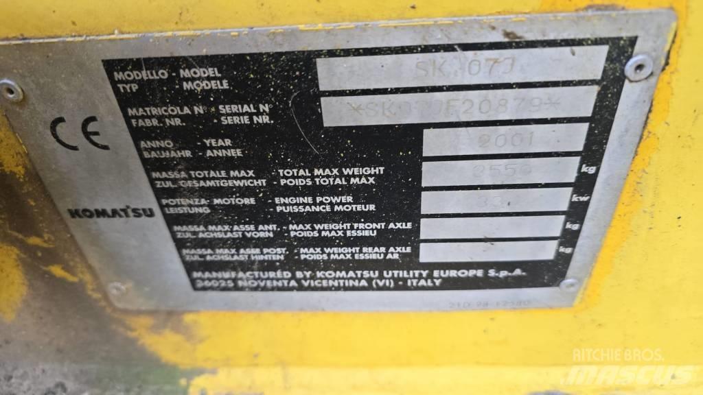 Komatsu SK07J Mini carregadoras