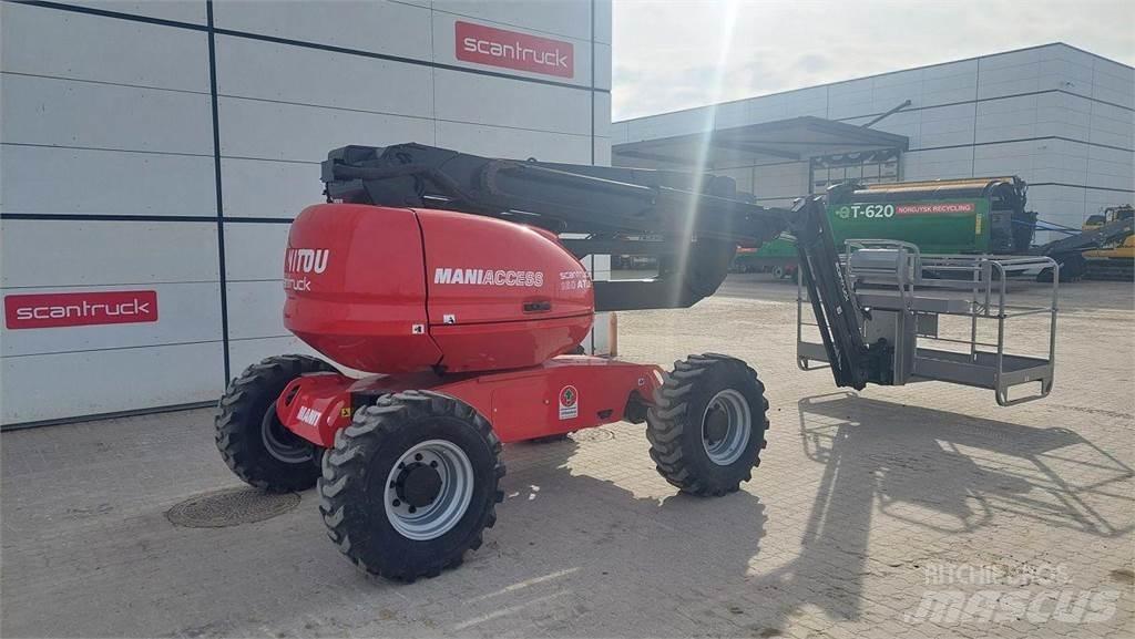 Manitou 160ATJ+ Elevadores braços articulados