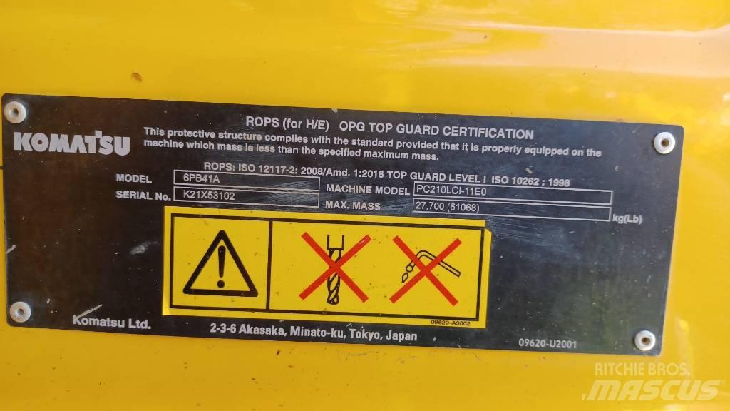 Komatsu PC210LCi-11 Escavadeiras de esteiras