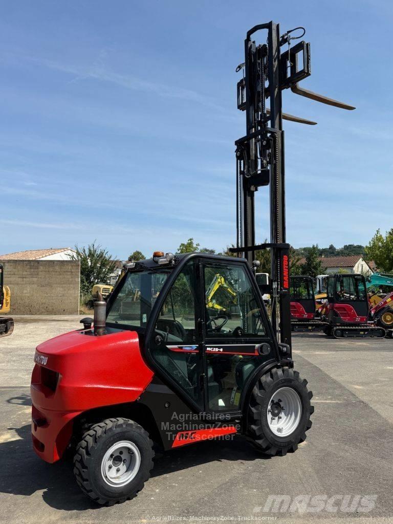 Manitou MC 25 Empilhadores todo-terreno