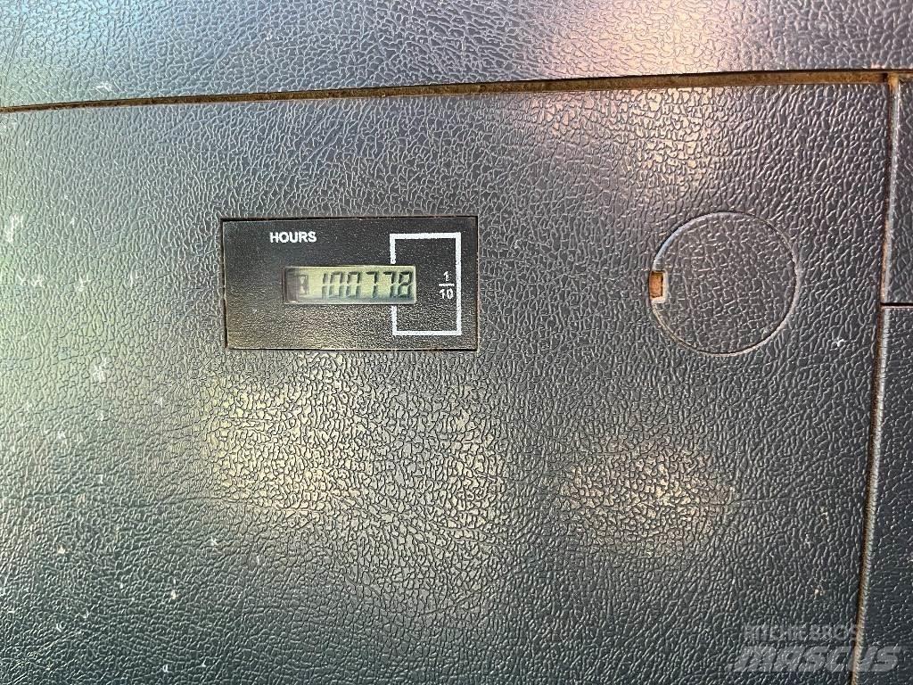 Hyundai HX 180 L Escavadeiras de esteiras