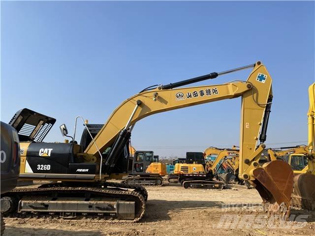 CAT 326D Escavadeiras de esteiras