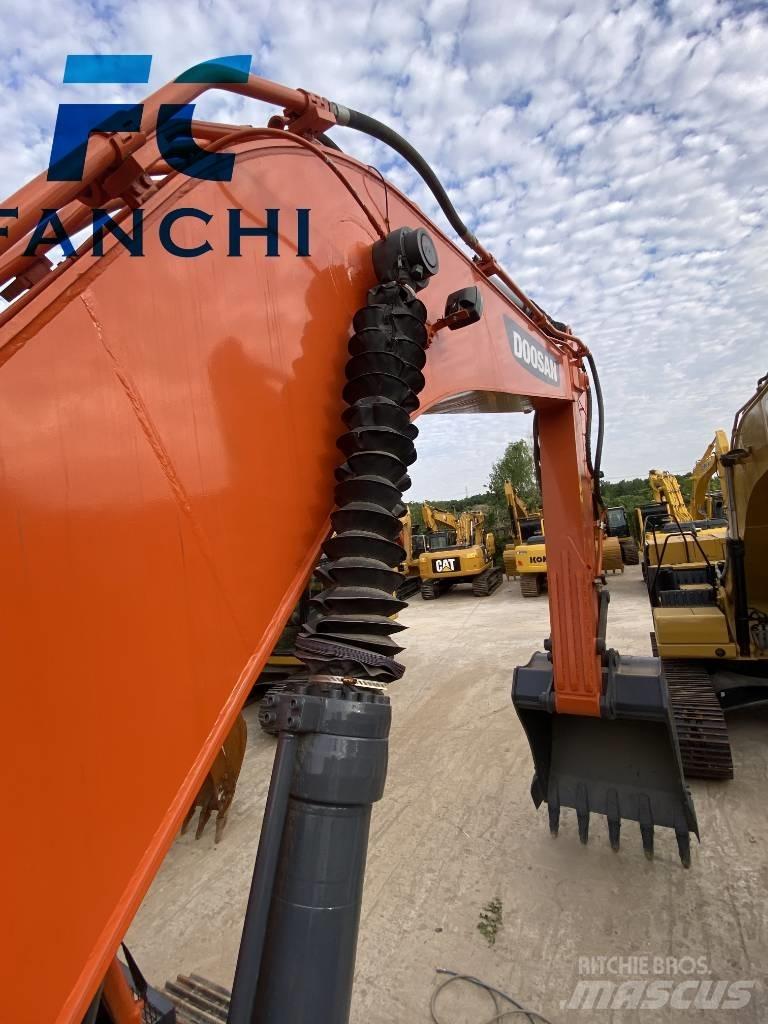 Doosan DX 340 LC Escavadeiras de esteiras