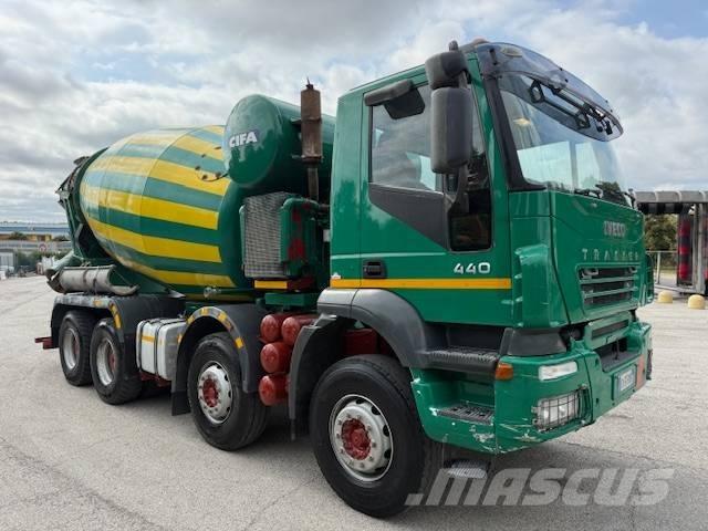 Iveco Trakker 440 Caminhões de betonagem