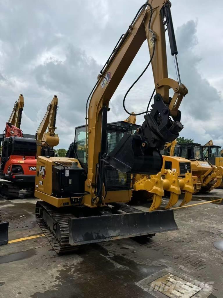 CAT 306 Miniescavadeiras