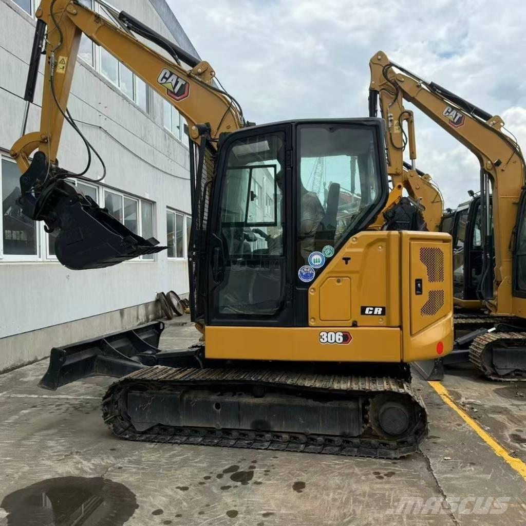 CAT 306 Miniescavadeiras