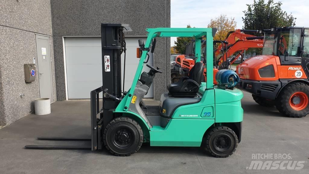 Mitsubishi FGE25NT Empilhadores a gás