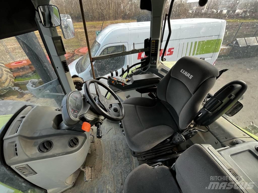 CLAAS Arion 650 Tratores Agrícolas usados