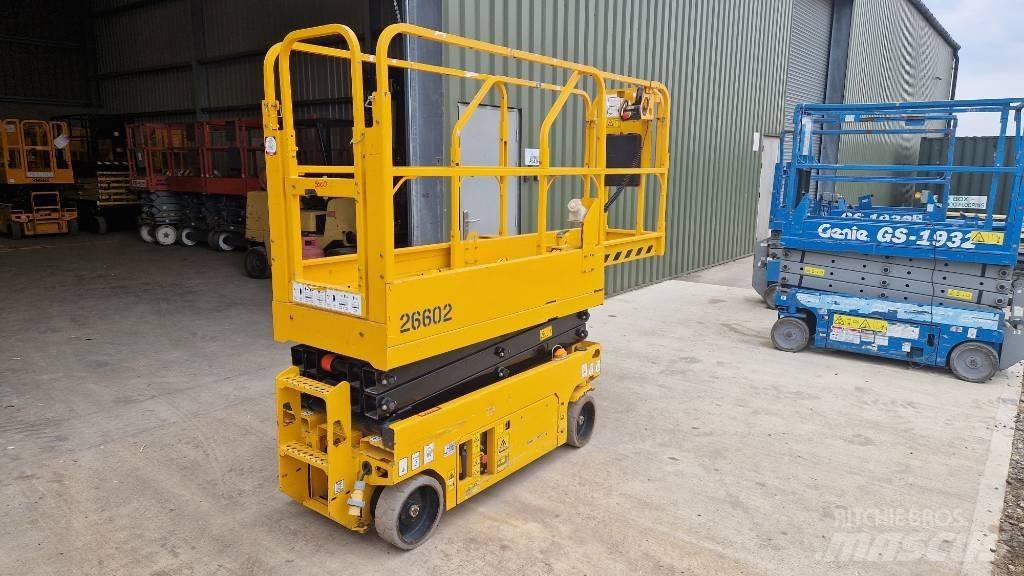 JCB S 1530 E Elevadores de tesoura