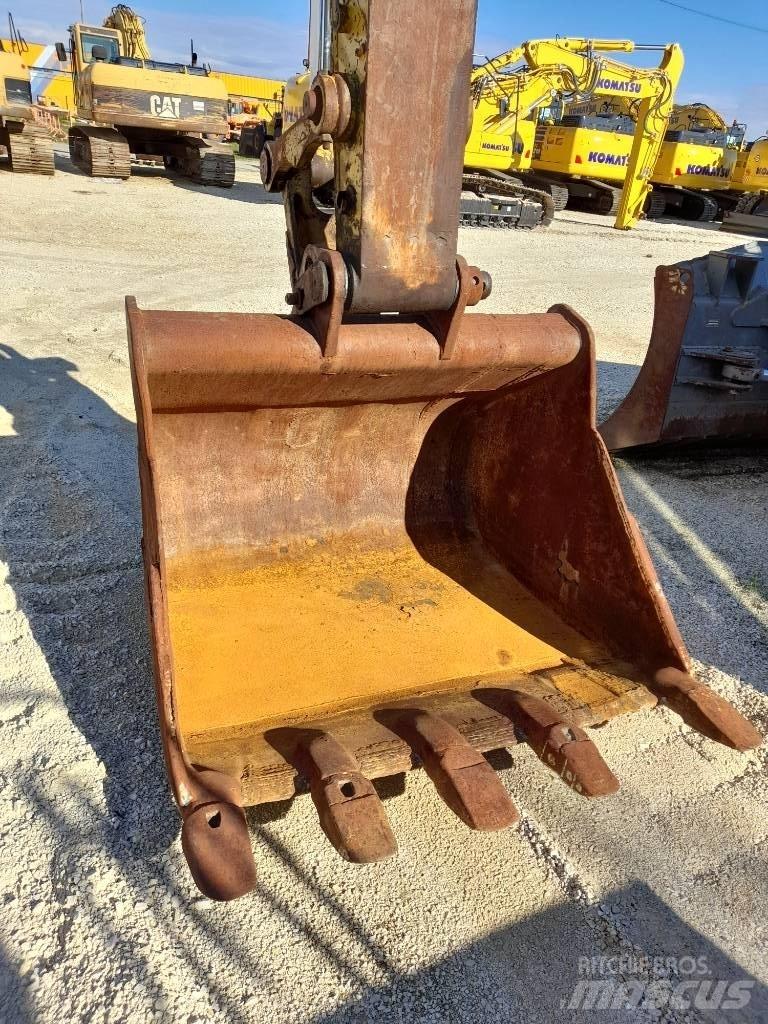 Komatsu PW200-7 Escavadoras de rodas