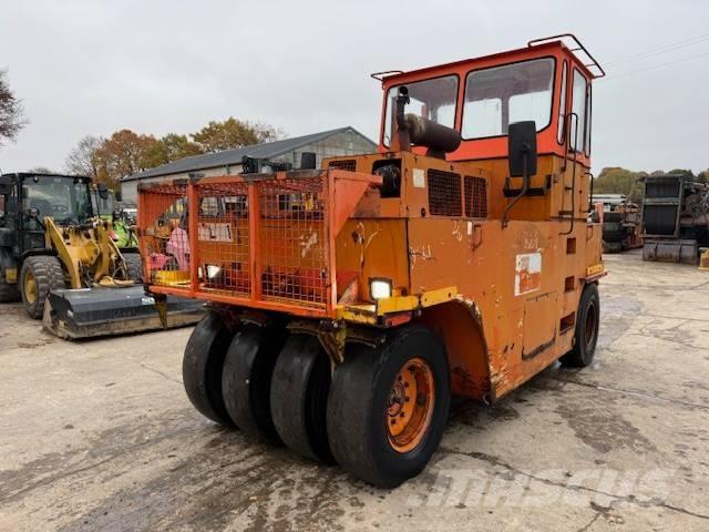 Hamm GRW 15 Cilindros Compactadores de pneus