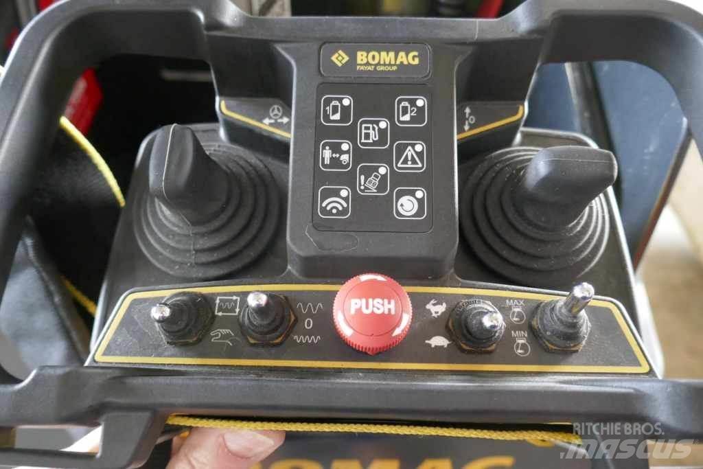 Bomag BMP 8500 Rolos para Greens