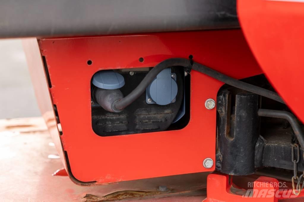 Manitou 180 ATJ Elevadores braços articulados