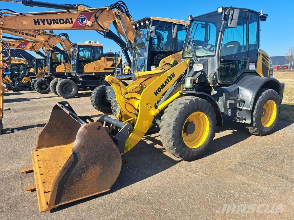 Komatsu WA100-8E0 Carregadeiras de rodas