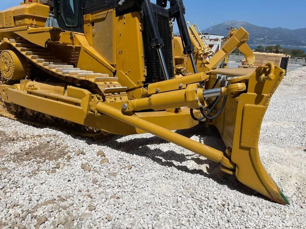 CAT D9N Dozers - Tratores rastos