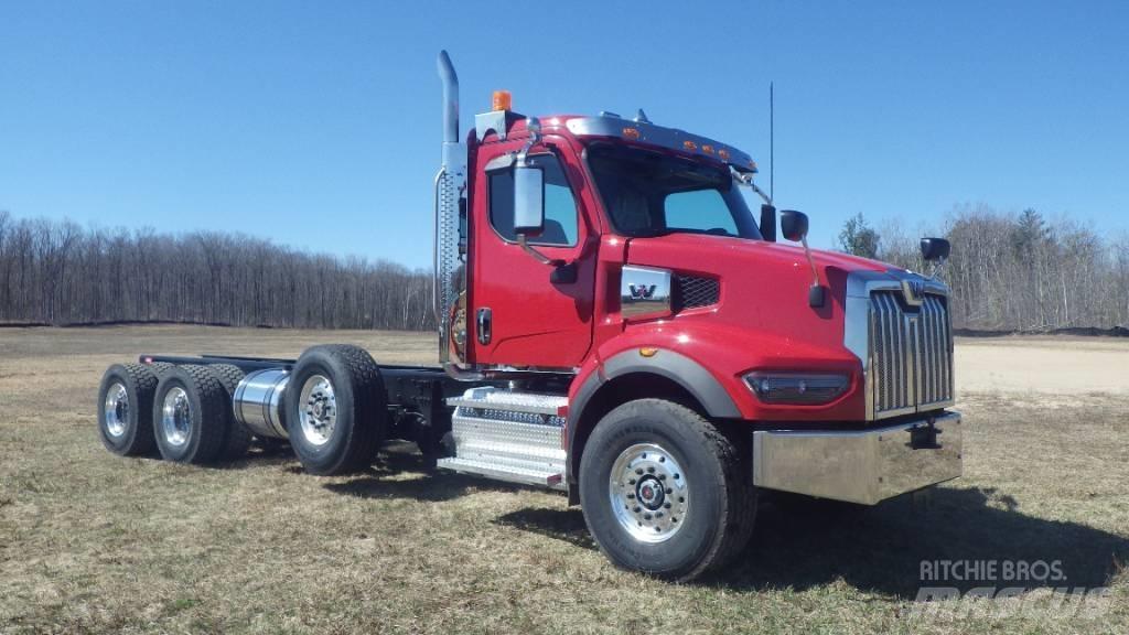 Western Star 49 X Camiões de chassis e cabine
