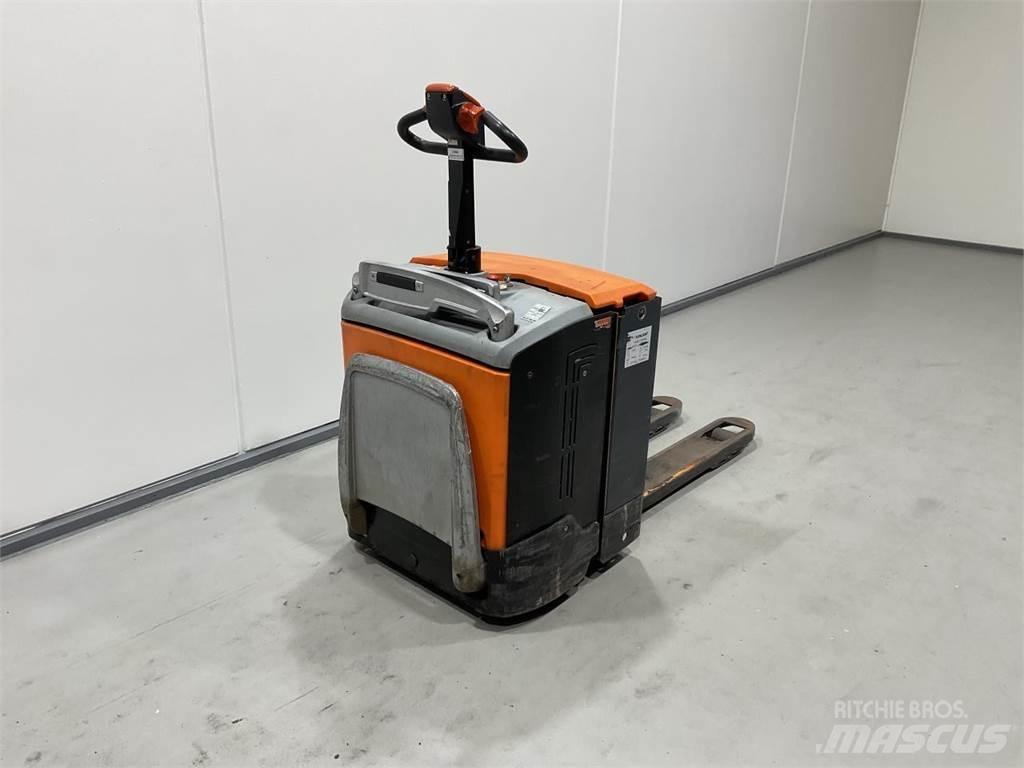 Rocla TP20AC Porta-paletes com plataforma