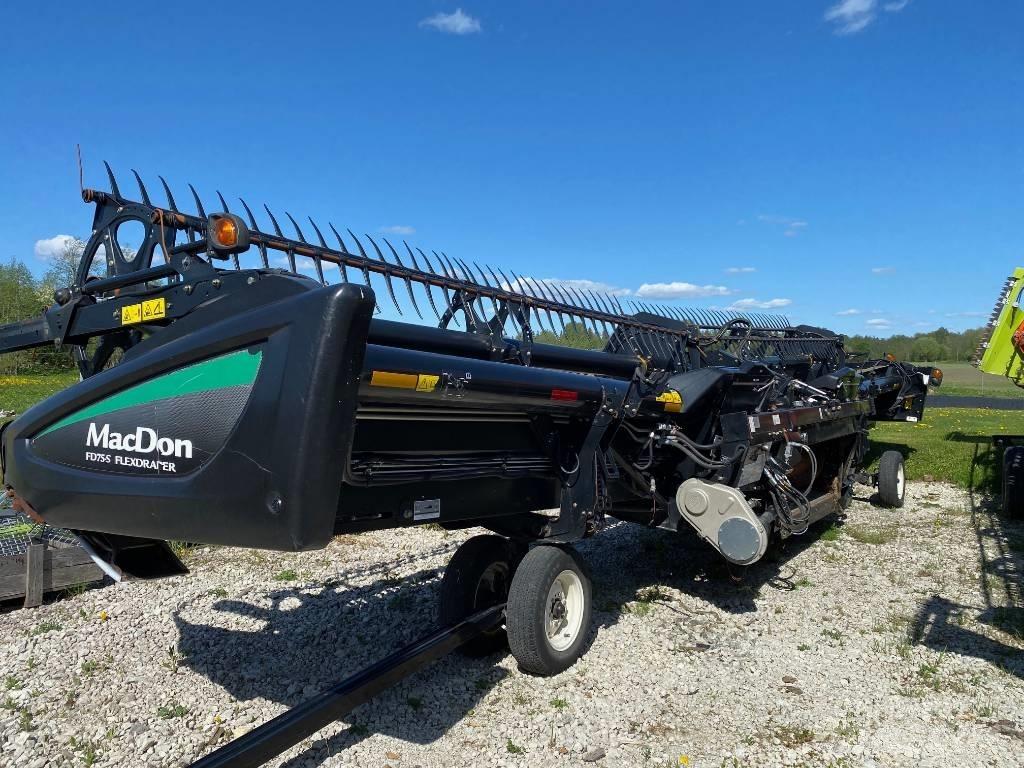 MacDon FD 75 Ceifeiras debulhadoras compactas