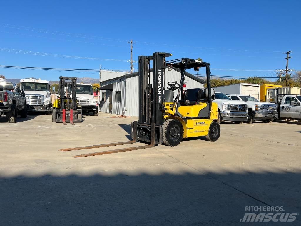 Hyundai 25 L-7 A Empilhadores - Outros