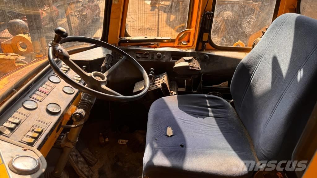 Volvo L 120 Carregadeiras de rodas