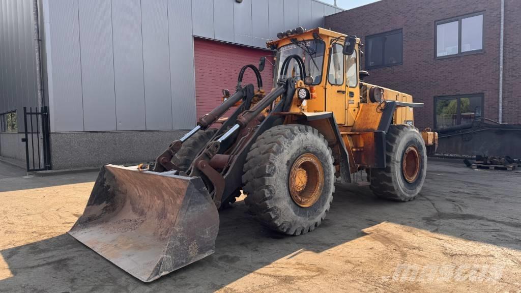 Volvo L 120 Carregadeiras de rodas