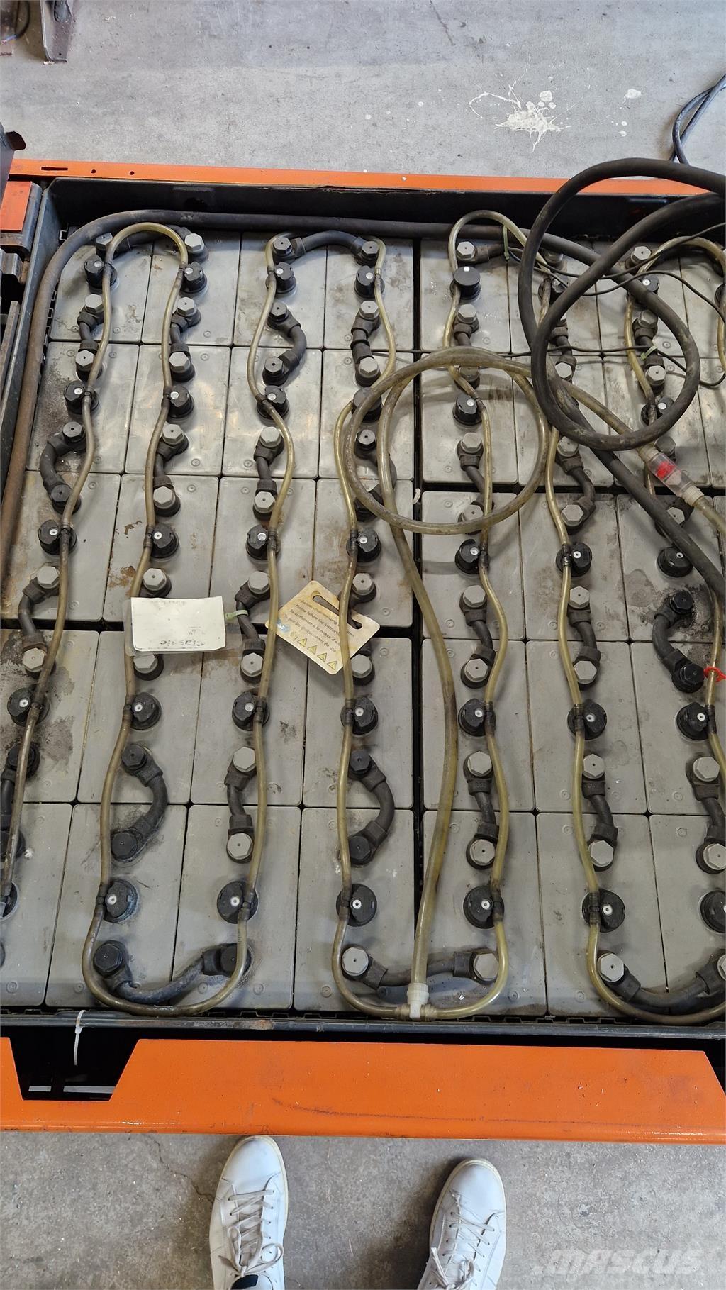 Toyota 7FBMF30 Empilhadores eléctricos